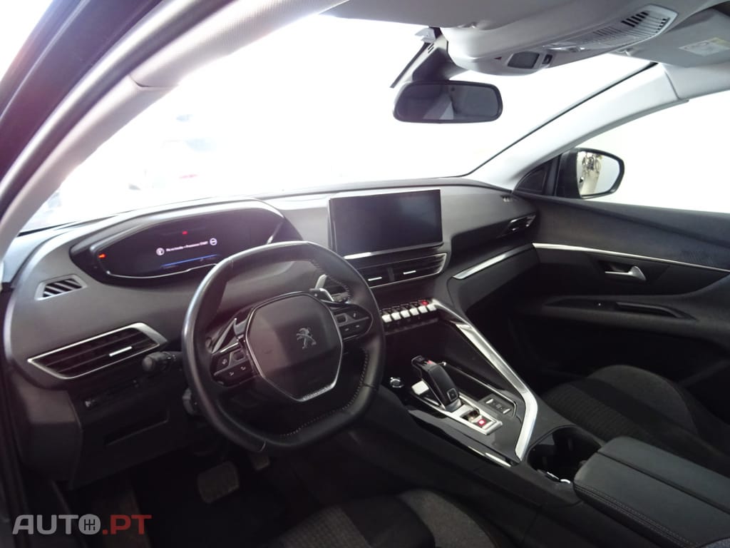 Peugeot 3008 1.5 BlueHDi Active EAT8