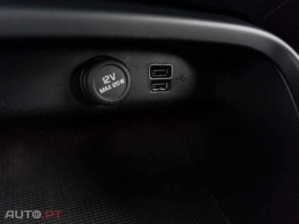 Volvo XC40 1.5 T5 PHEV R-Design