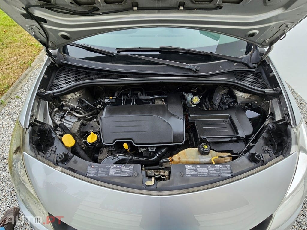 Renault Clio 1.2 16V Rip Curl