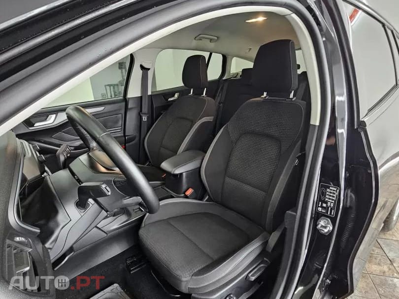 Ford Focus SW 1.0 EcoBoost Connected