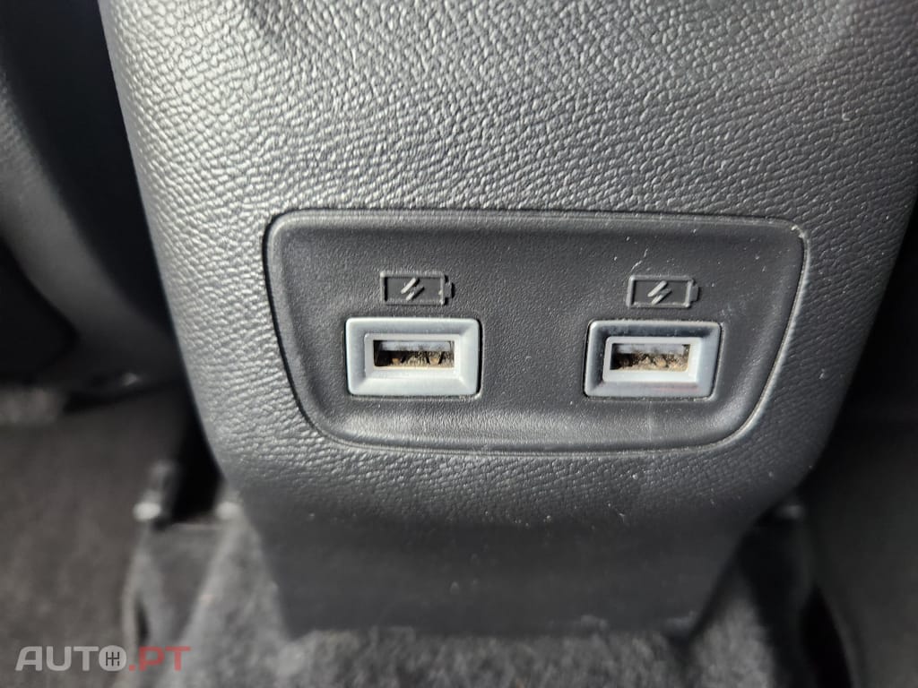 Peugeot 2008 1.5 BlueHDi Allure