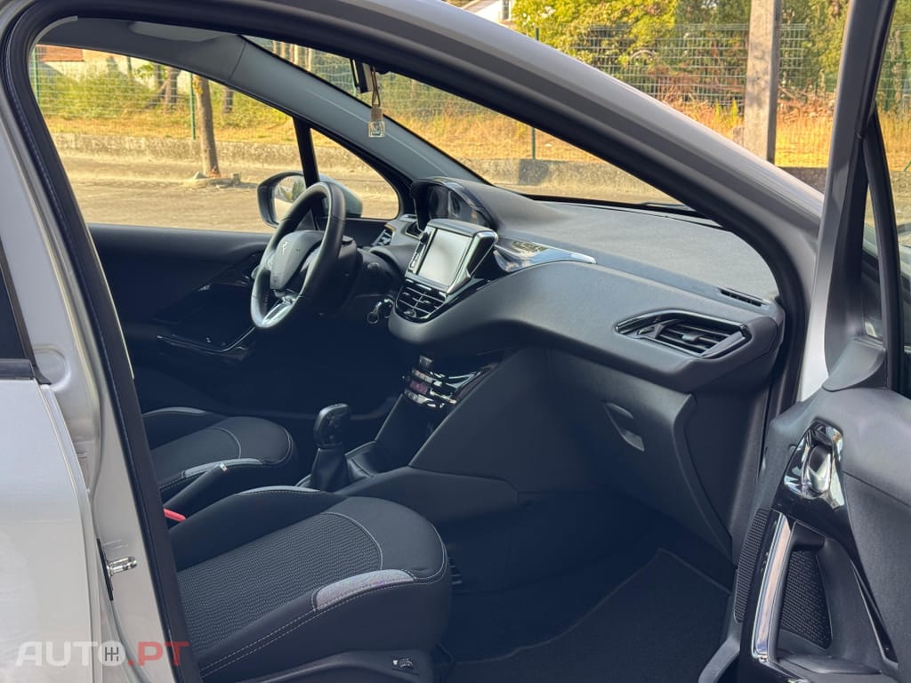 Peugeot 208 1.6 BlueHDi Allure