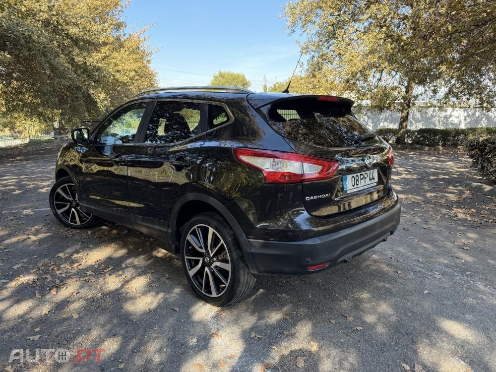 Nissan Qashqai 1.6 dCi Tekna 19 Pele