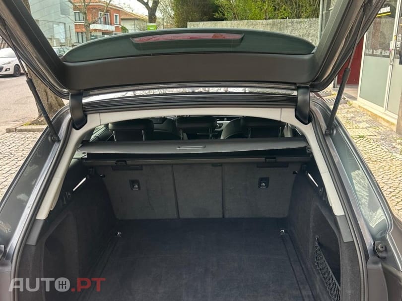 Audi A4 Avant 2.0 TDI S tronic