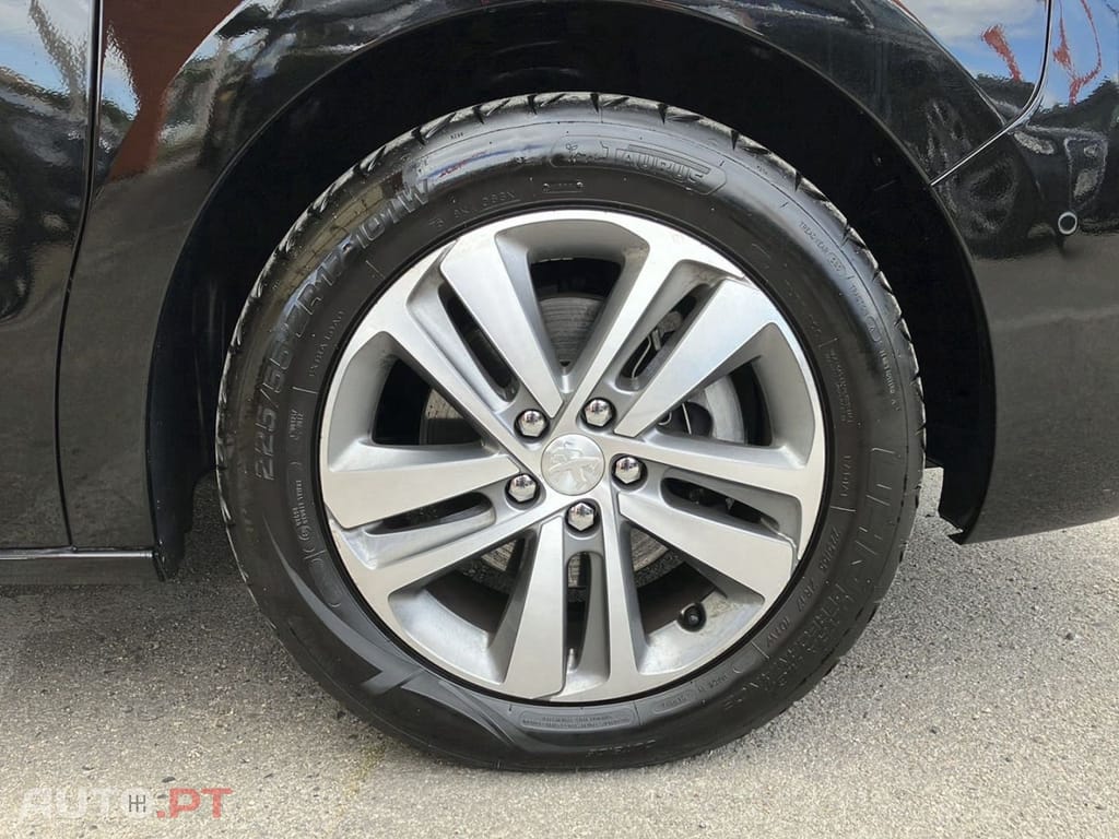 Peugeot Traveller 1.5 BlueHDi L2H1 Business Standard