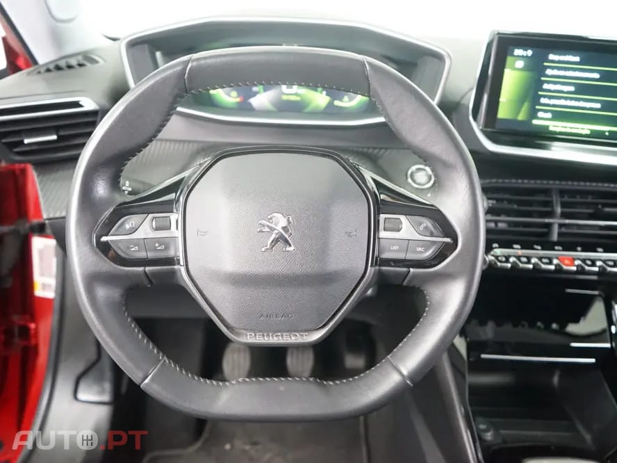 Peugeot 2008 1.2 PureTech Allure