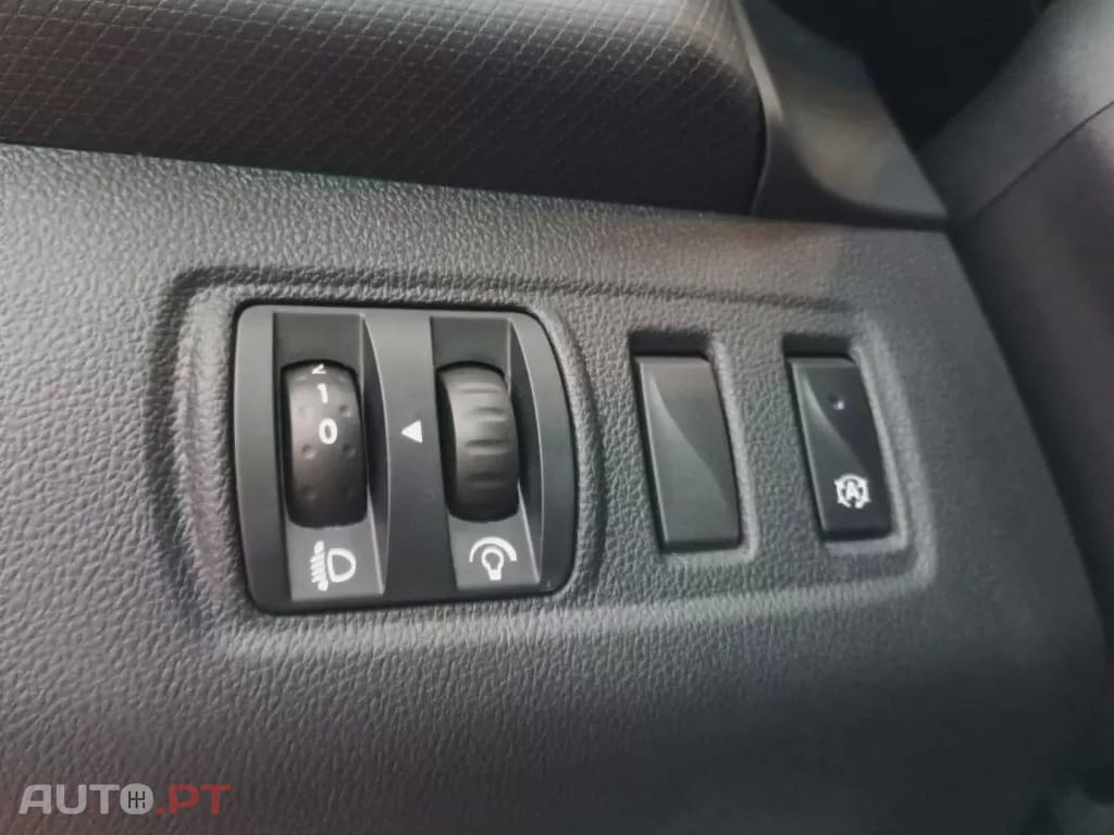 Renault Clio Sport Tourer 0.9 TCE Limited