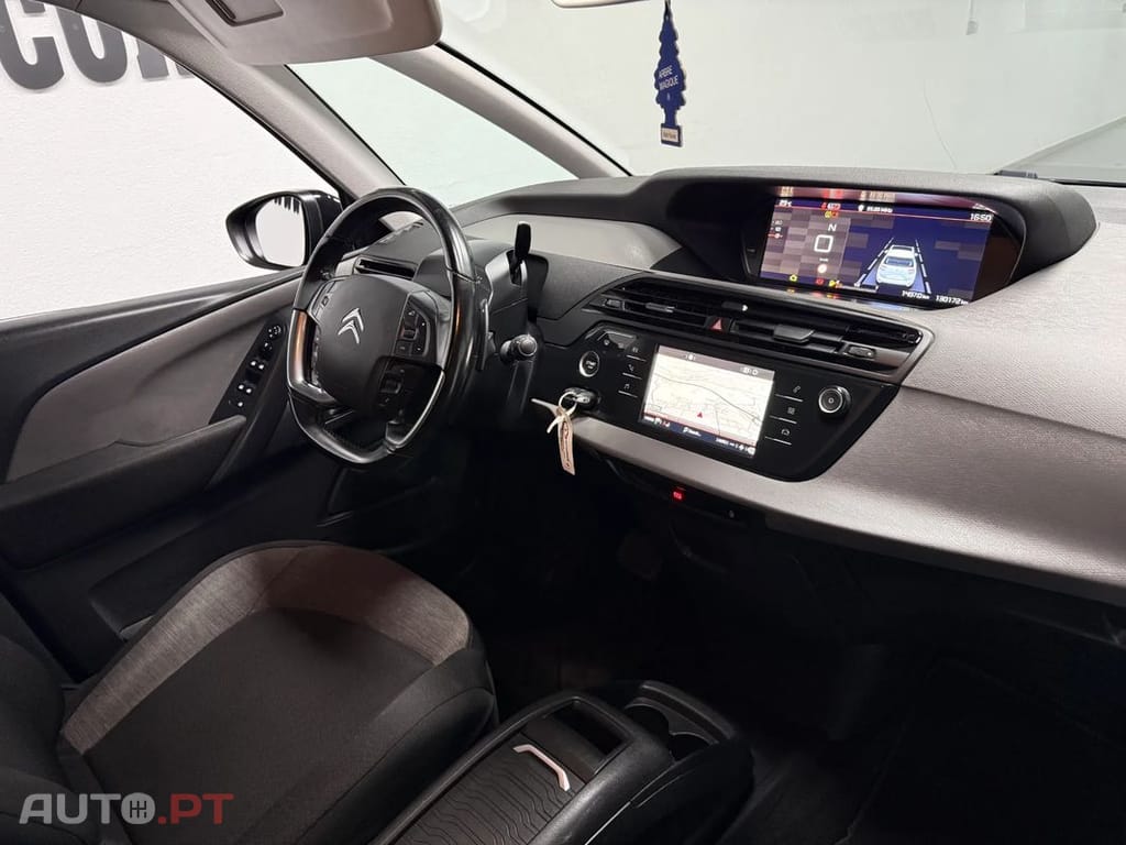 Citroen Grand C4 SpaceTourer BlueHDi 130 Stop&Start EAT8 SHINE