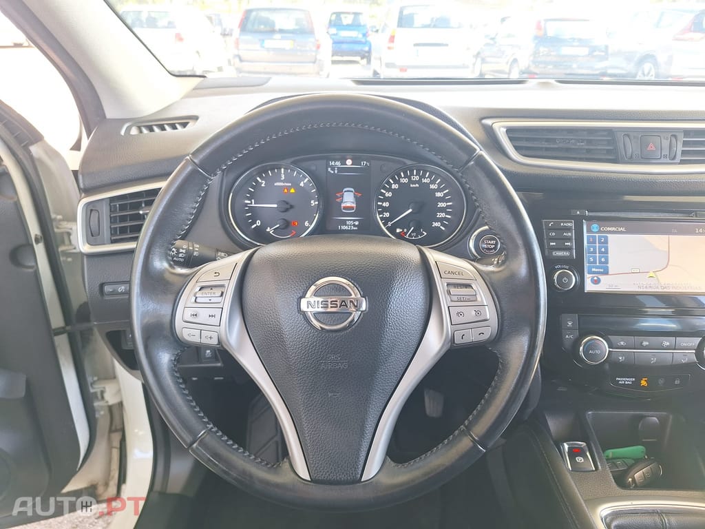Nissan Qashqai 1.5 dCi Tekna Premium 17 Pack S Pele Preta