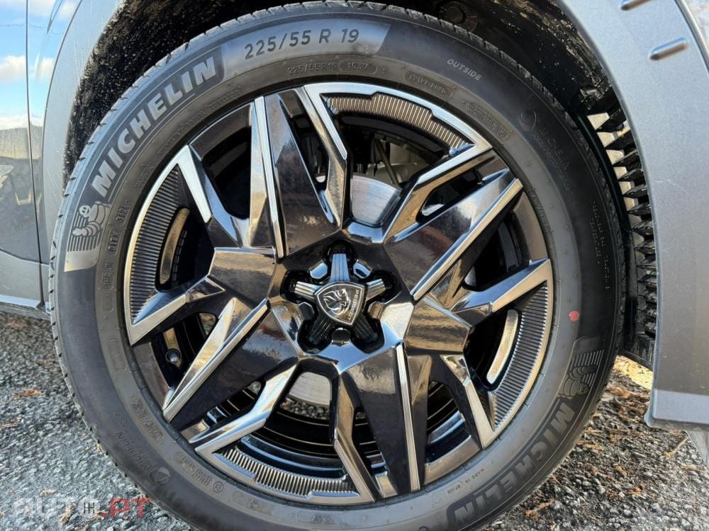 Peugeot 5008 Hybrid 136 e-DSC Allure Pack