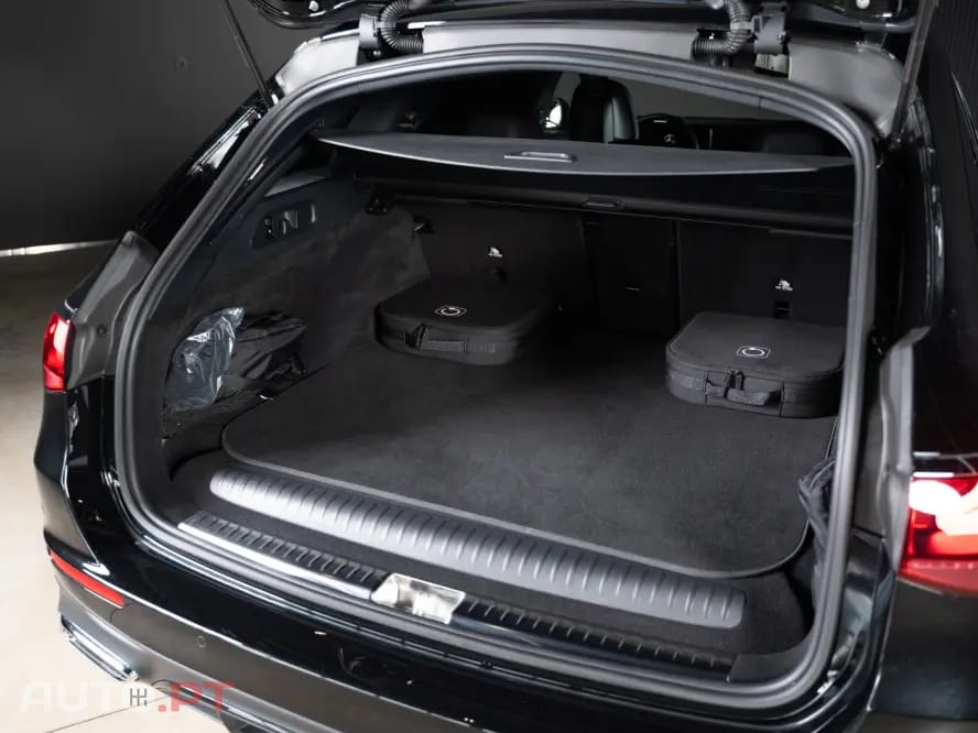 Mercedes-Benz E 300 e Station