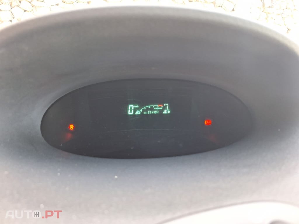 Toyota Yaris Verso 1.4 D-4D Sol