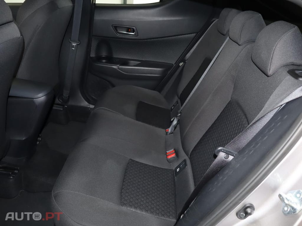 Toyota C-HR 1.8 Hybrid Comfort