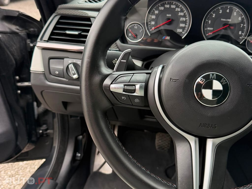 BMW M4 Auto