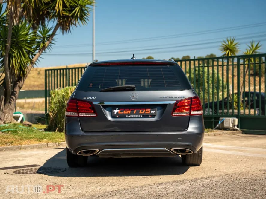 Mercedes-Benz E 300 Bluetec Hybrid Avantgarde