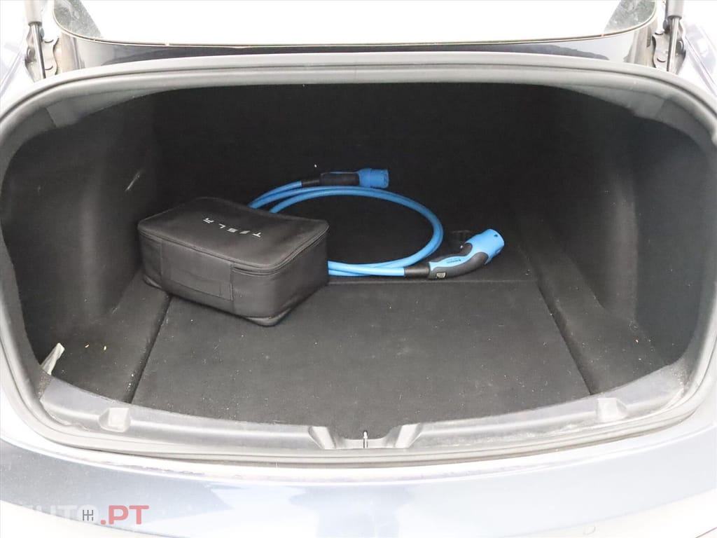 Tesla Model 3 Standard RWD Plus 60kWh