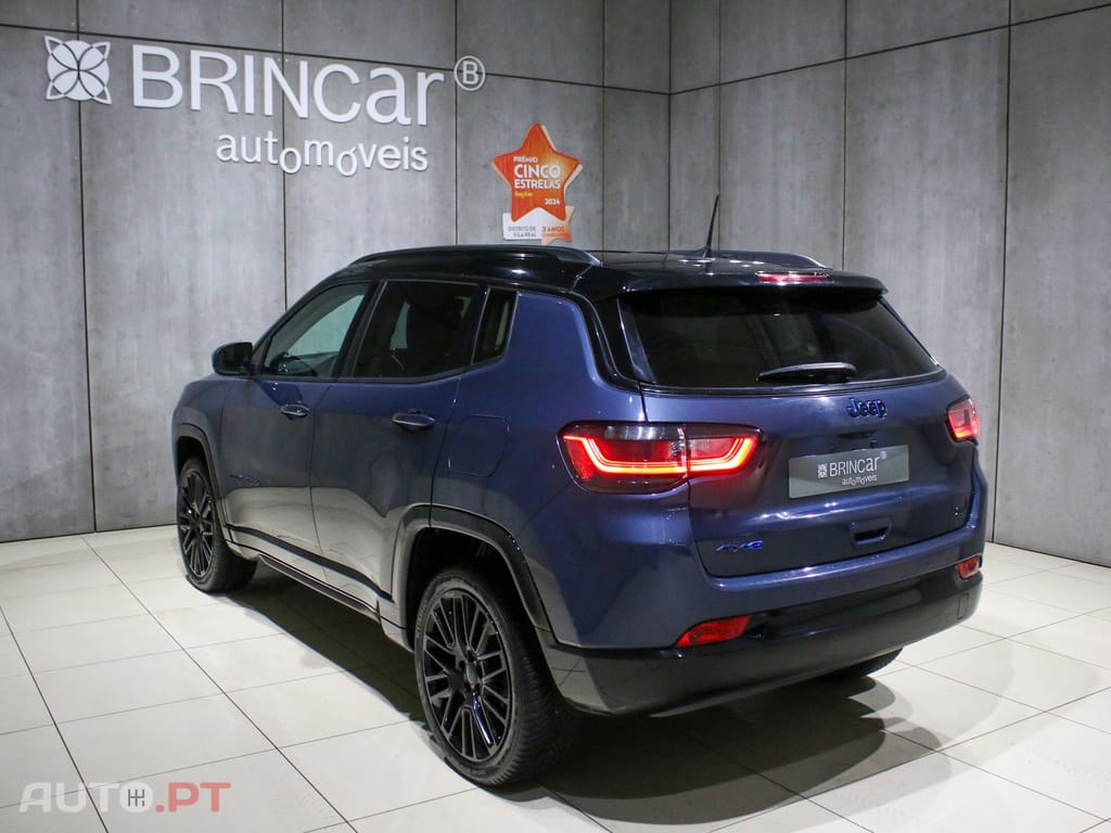 Jeep Compass 1.3 T4 4xe Auto S