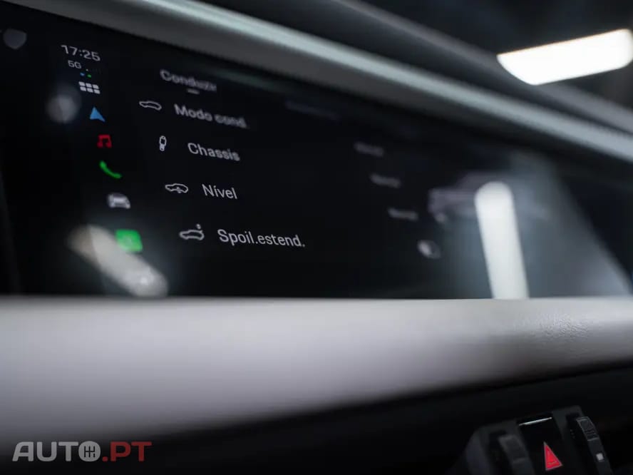 Porsche Macan Electric