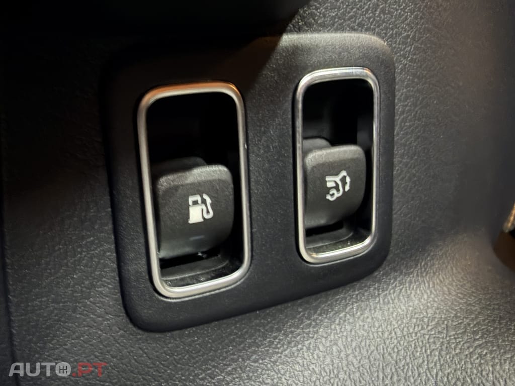 Mercedes-Benz GLA 250 e Progressive