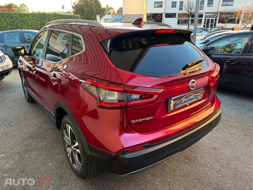 Nissan Qashqai 1.5 dCi N-Connecta