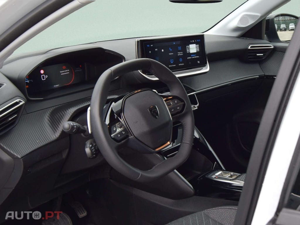 Peugeot 208 1.2 Hybrid Allure e-DCS6