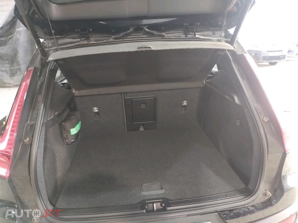 Volvo XC40 1.5 T5 PHEV Inscription Expression