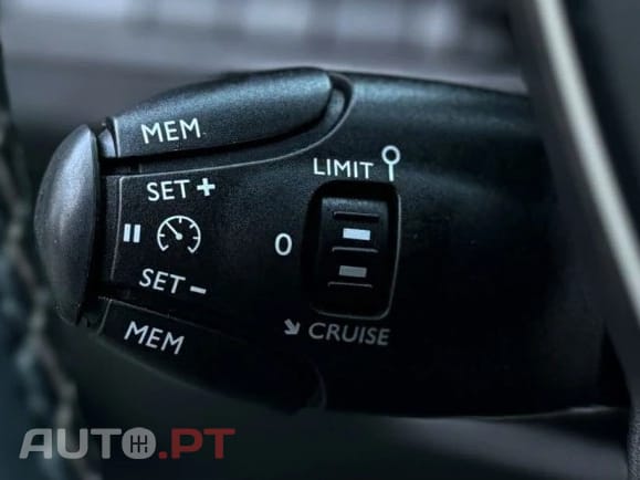 Peugeot 5008 1.5 BlueHDi GT LINE (EAT8)