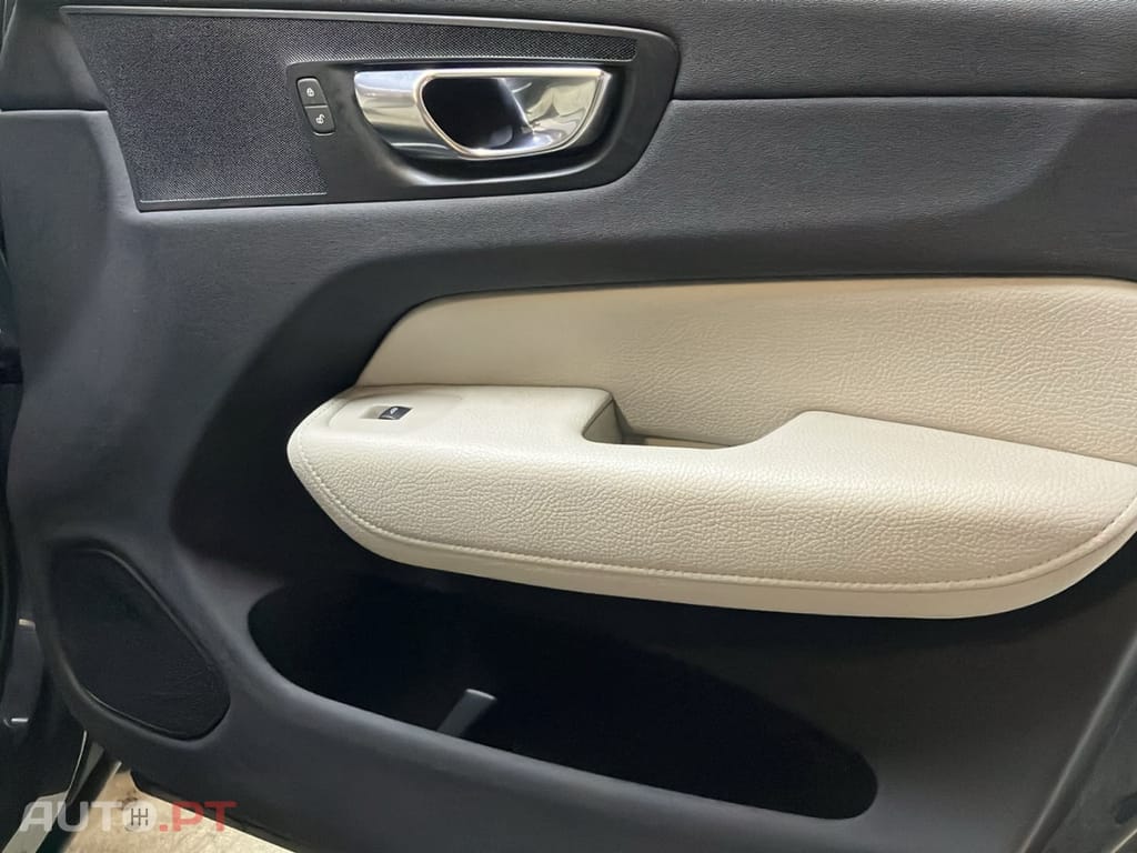 Volvo XC60 2.0 T8 PHEV Inscription AWD