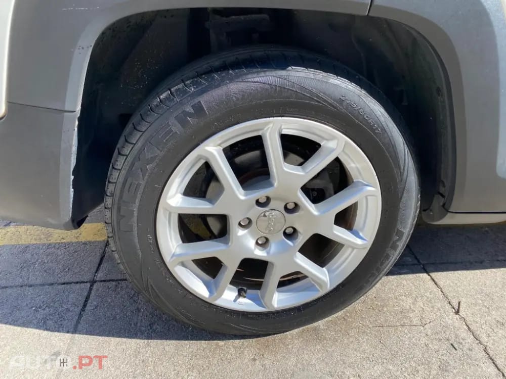 Jeep Renegade 1.6 MJD Sport — fotografia 10