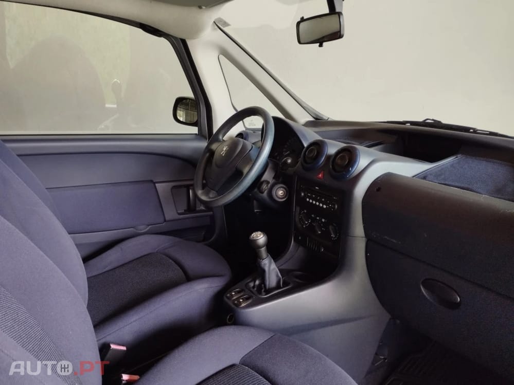 Peugeot 1007 1.4 HDI Trendy