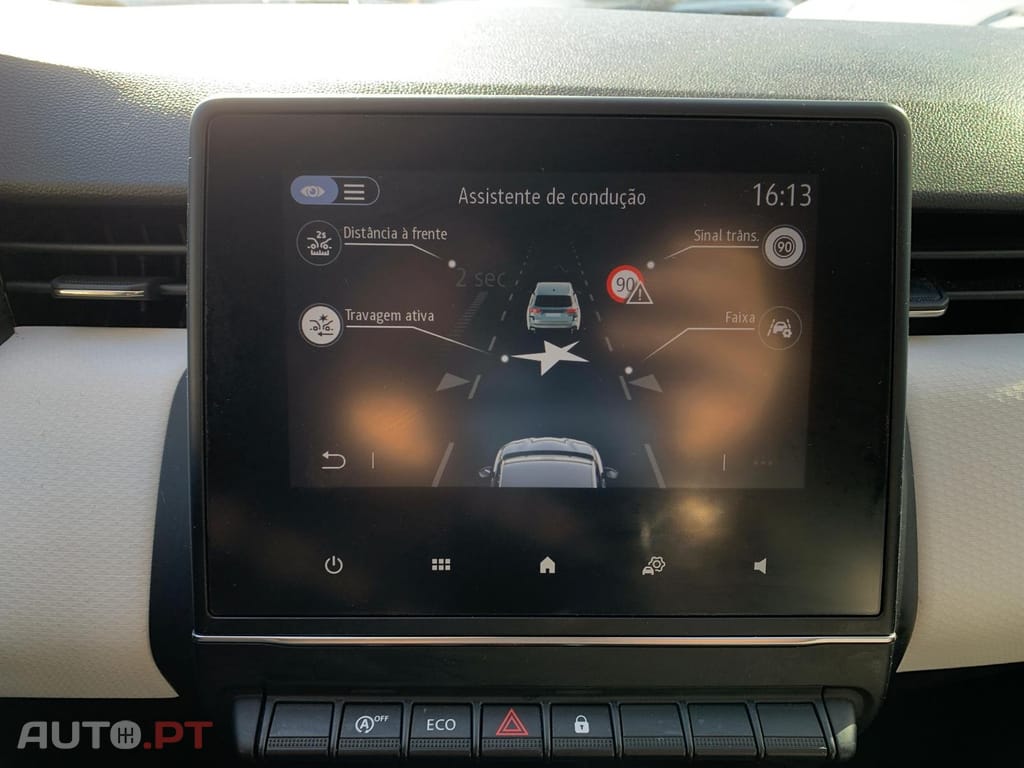 Renault Clio 1.0 TCe Techno Bi-Fuel