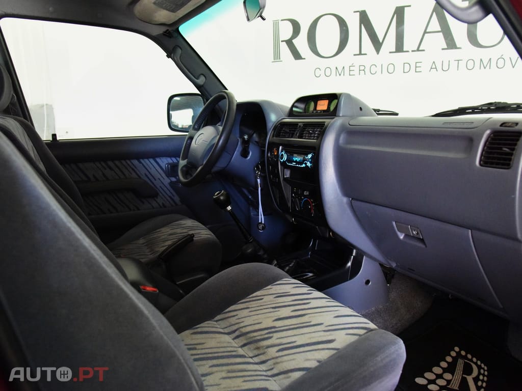 Toyota Land Cruiser 3.0 TD Pack 2