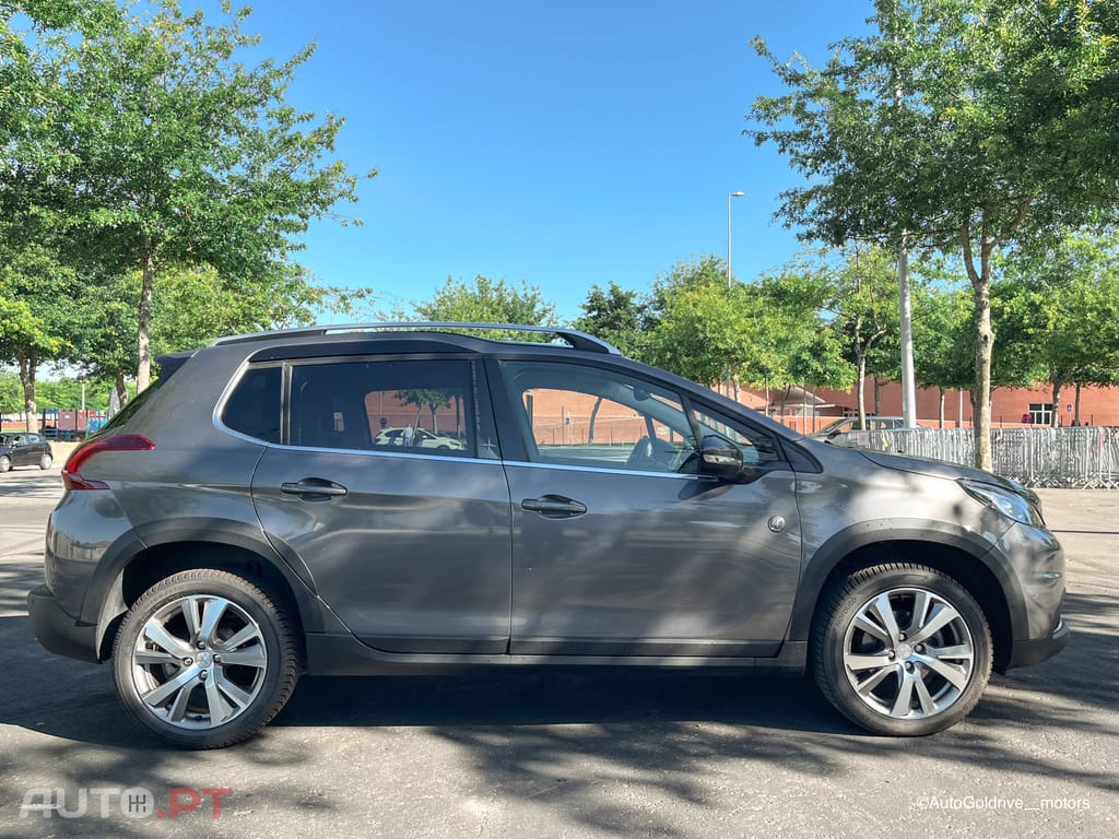 Peugeot 2008 PureTech 110 Stop&Start Crossway