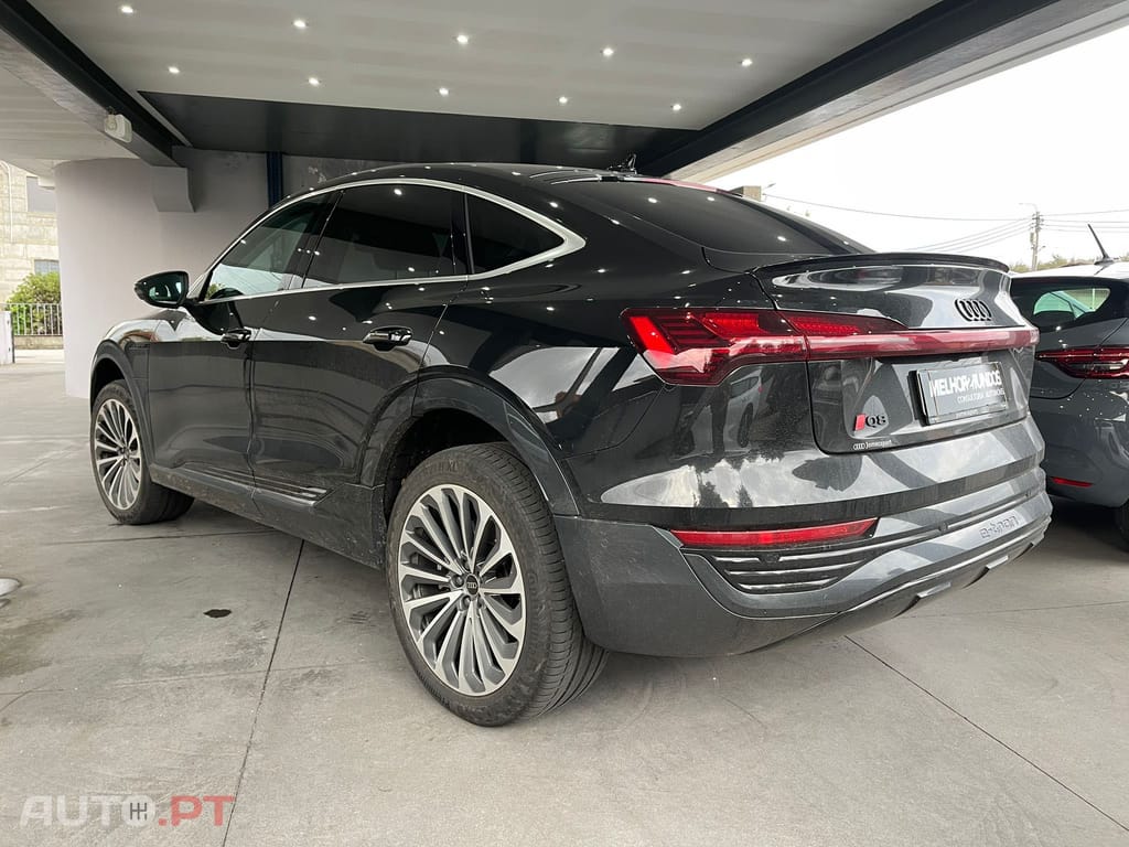 Audi Q8 E-Tron 55 quattro S line