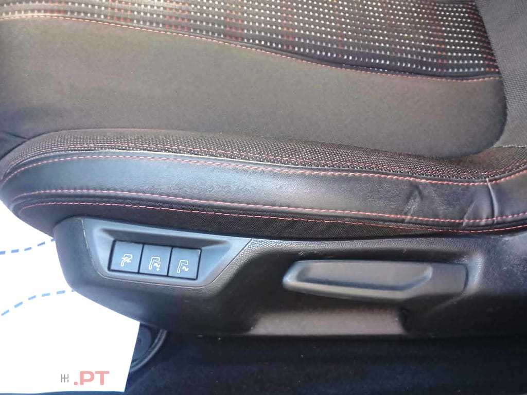 Peugeot 308 1.2 PureTech 130 Stop & Start GT-Line Edition - Caixa Manual de 6 Velocidades-Ano: 2019