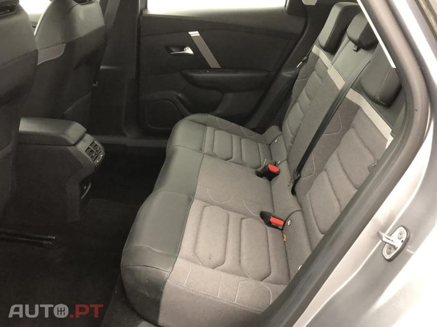 Citroen C4 1.2 PureTech Feel Pack EAT8