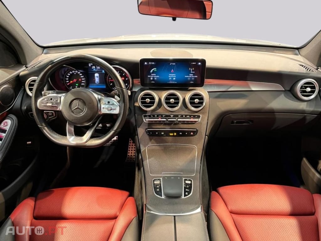 Mercedes-Benz GLC 300 I.V.A DEDUTÍVEL de 4matic Coupe AMG 