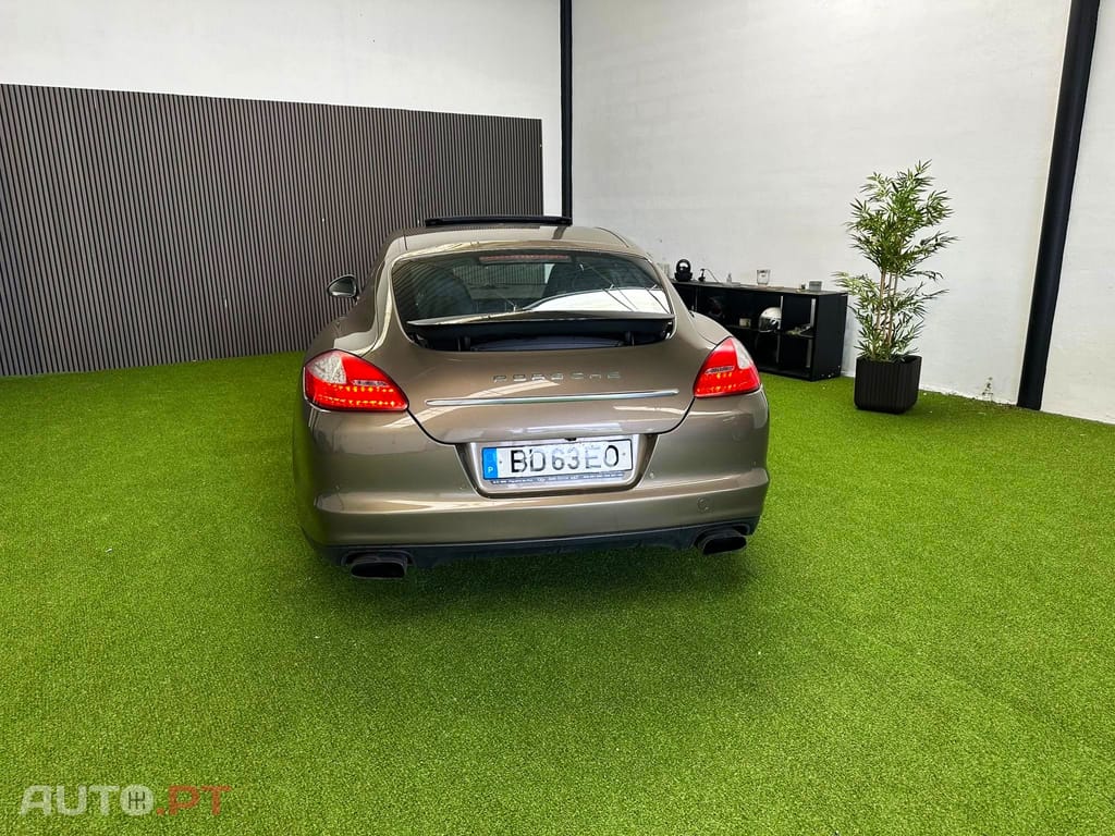 Porsche Panamera PDK