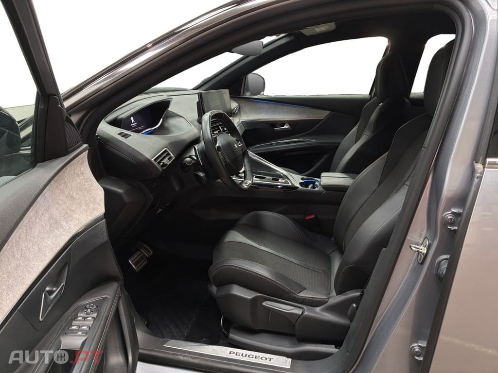 Peugeot 3008 1.2 Hybrid GT e-DCS6
