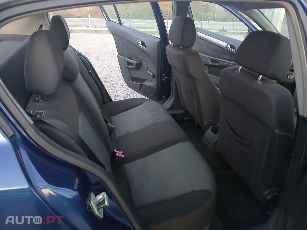 Opel Astra 1.4 Enjoy