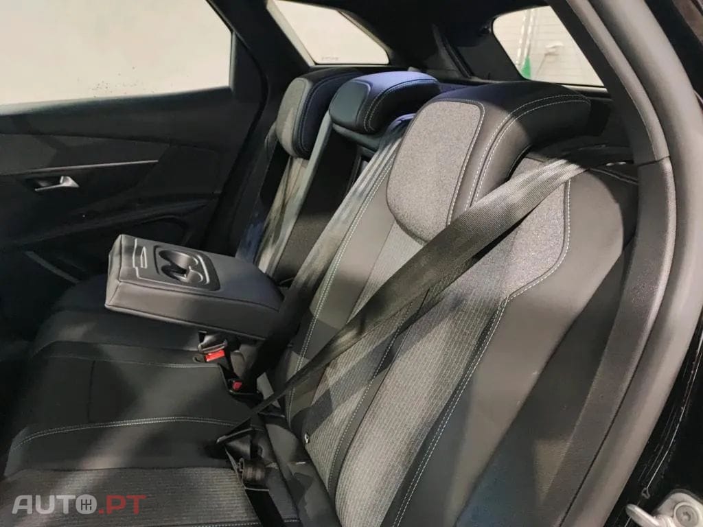 Peugeot 3008 1.6 Hybrid Allure Pack e-EAT8