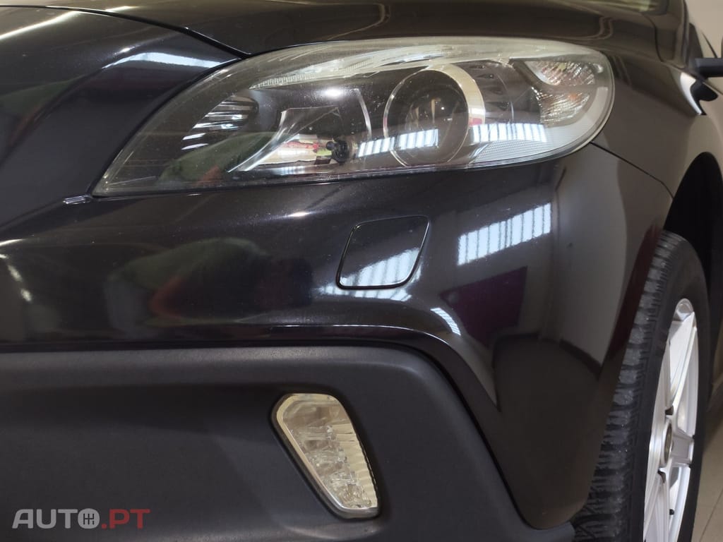 Volvo V40 Cross Country 1.6 D2 Momentum Powershift