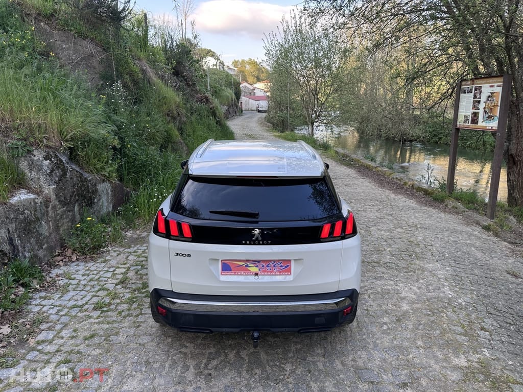 Peugeot 3008 1.2 PureTech Allure EAT8