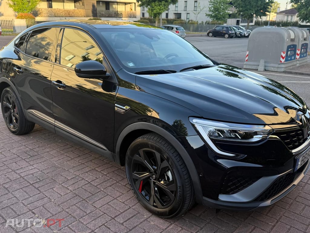 Renault Arkana 1.6 E-Tech R.S.Line