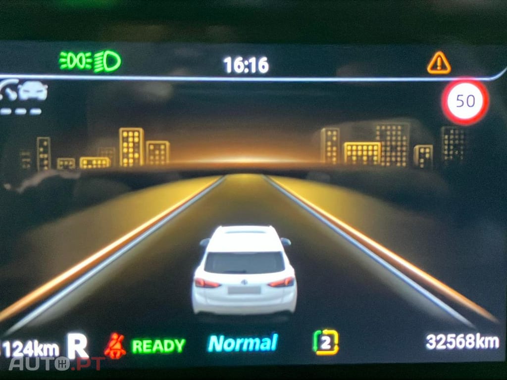 MG ZS 1.5 Hybrid+ Luxury