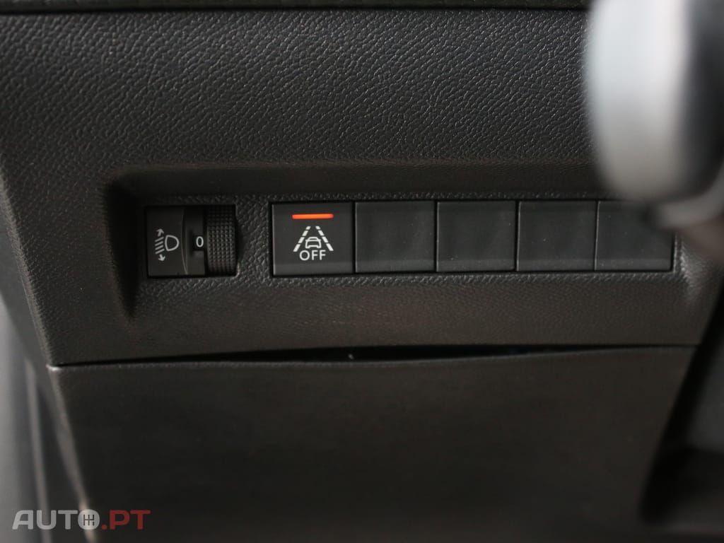 Peugeot E-208 50 kWh Active Pack