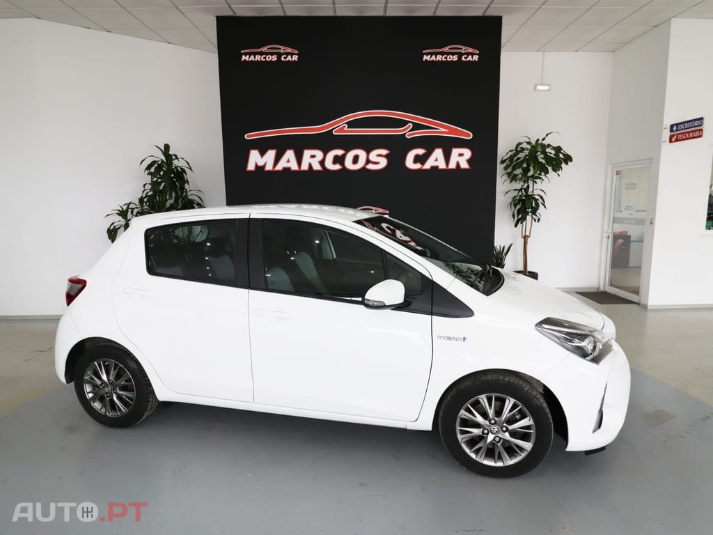 Toyota Yaris 1.5 HSD Active