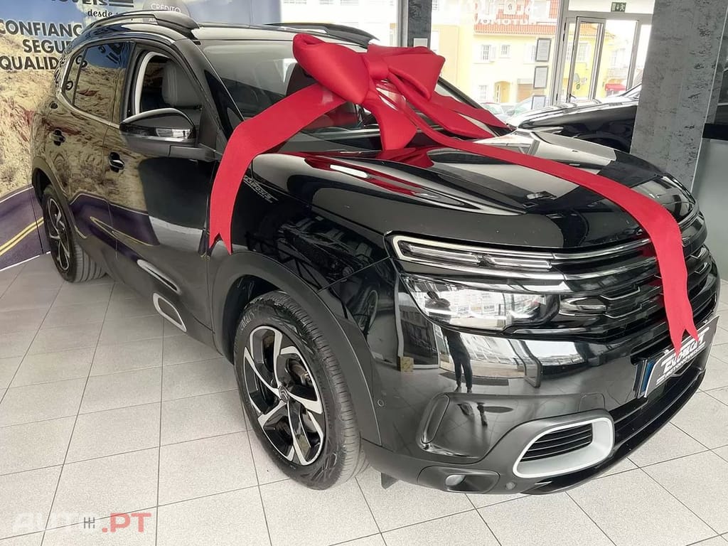 Citroen C5 Aircross 225E HYBRID EAT8 SHINE