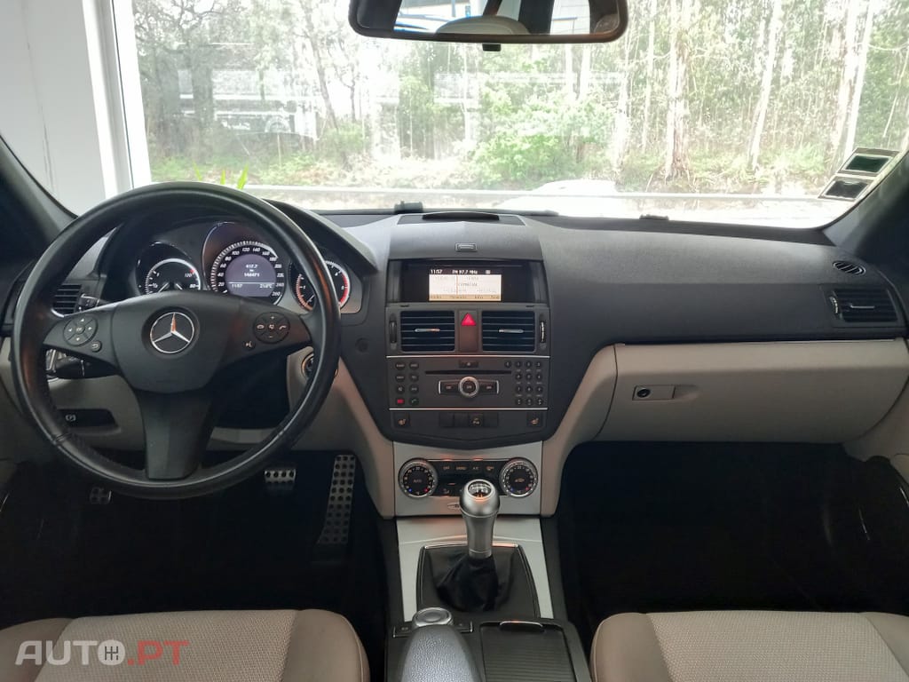Mercedes-Benz C 220 CDi Avantgarde BlueEfficiency