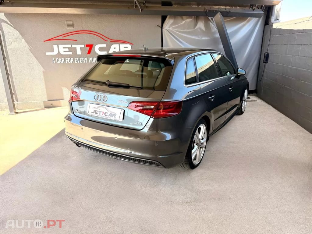 Audi A3 Sportback 1.6 TDI S-line S tronic — fotografia 5